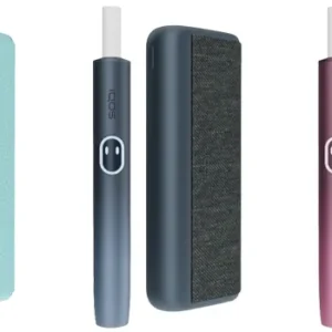 與其他採用高階塑料的型號不同，PRIME 的充電盒大面積使用了陽極氧化鋁合金，搭配可更換的精緻編織或皮革保護面罩。拿在手上的份量感與金屬涼意，質感明顯優於入門款的一體機系列。